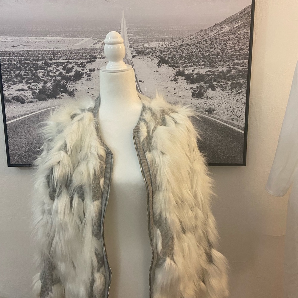 White heather fur chic jacket for sale!! Size S-L